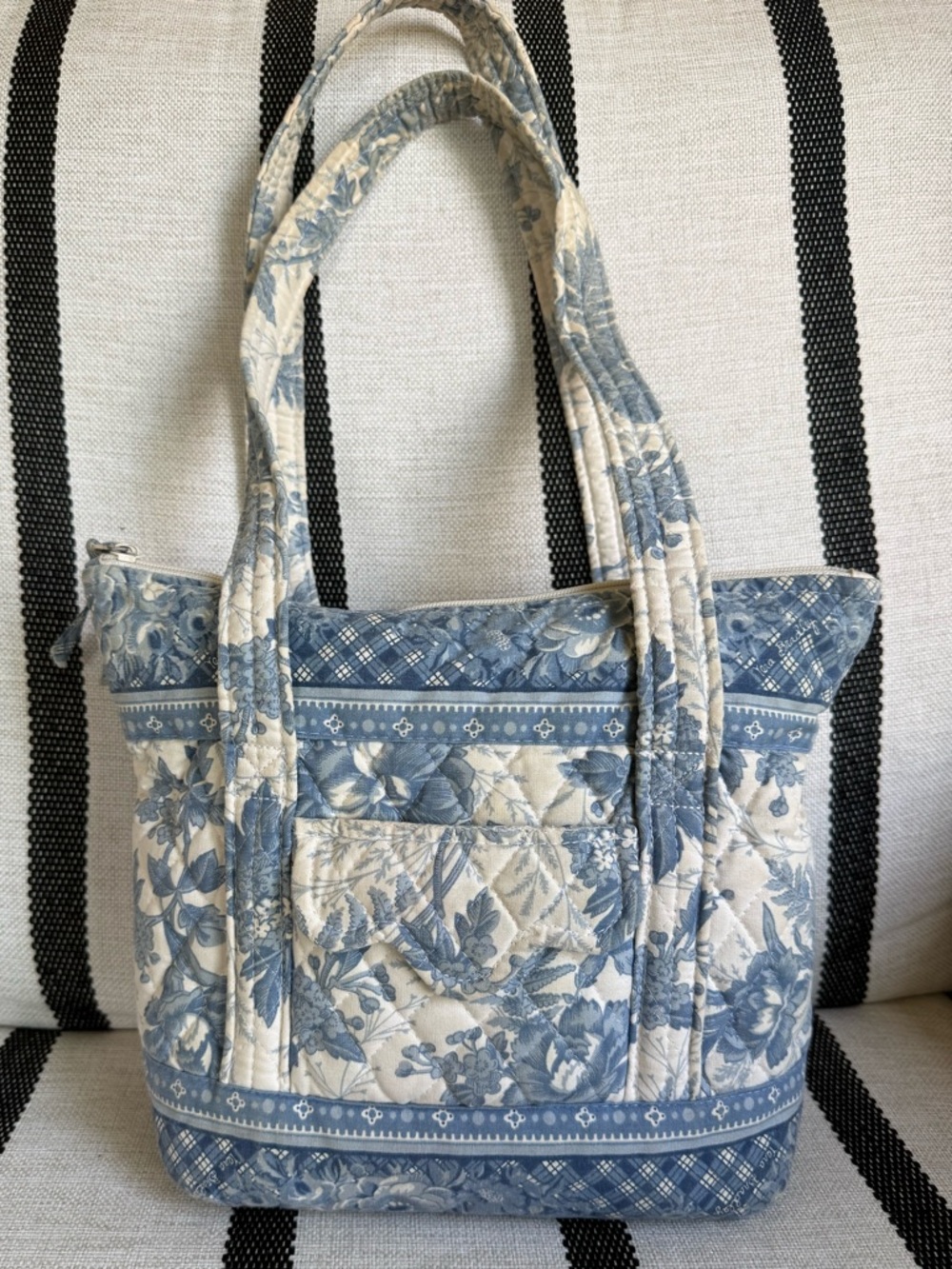 Vintage Vera Bradley Blue Toile Tote Circa 2001 EUC